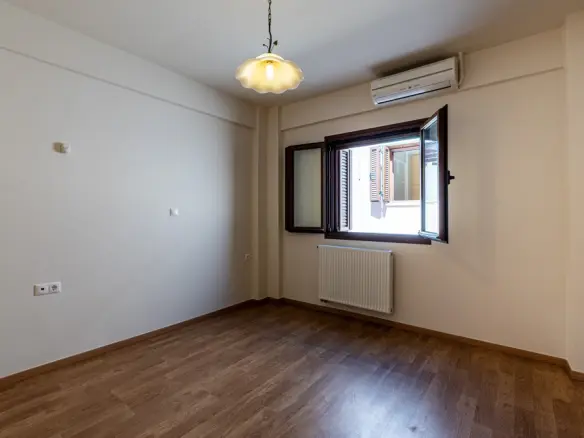 3-bedroom Flat In Makris Gialos, Greece (140 M²)