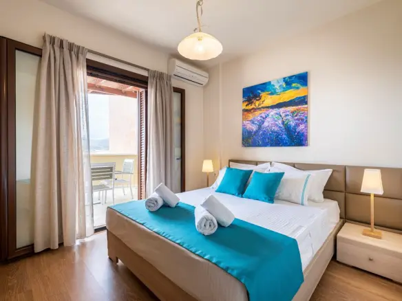 4-bedroom Villa In Makris Gialos, Greece (216 M²)