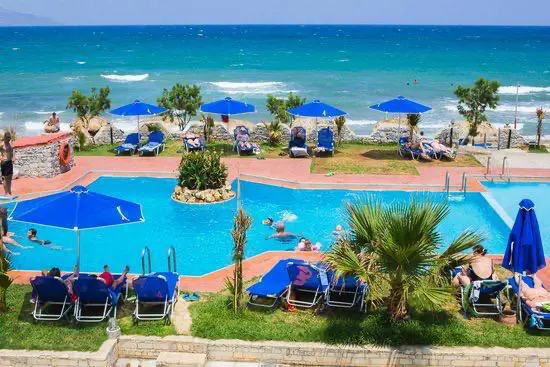 Hotel Of 0 M² In Crete