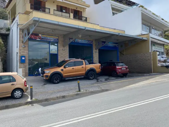 Business Of 110 M² In Crete