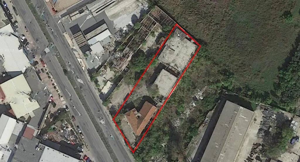 Land Of 2480 M² In Thessaloniki