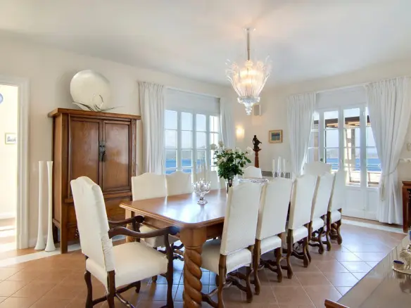 Villa In Elounda, Greece (1.200 M²)