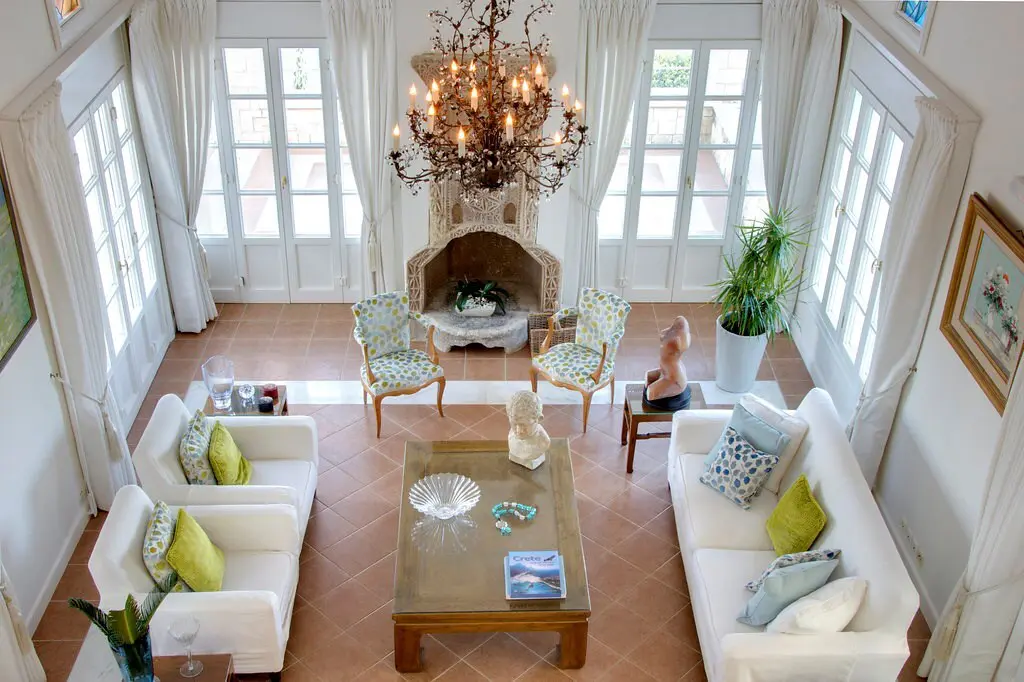 Villa Of 1200 M² In Crete