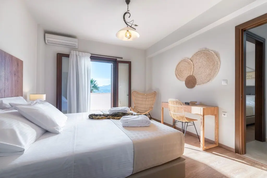 Villa Of 216 M² In Crete