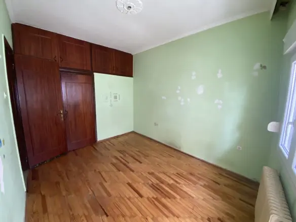 Building In Sikies, Greece (300 M²)