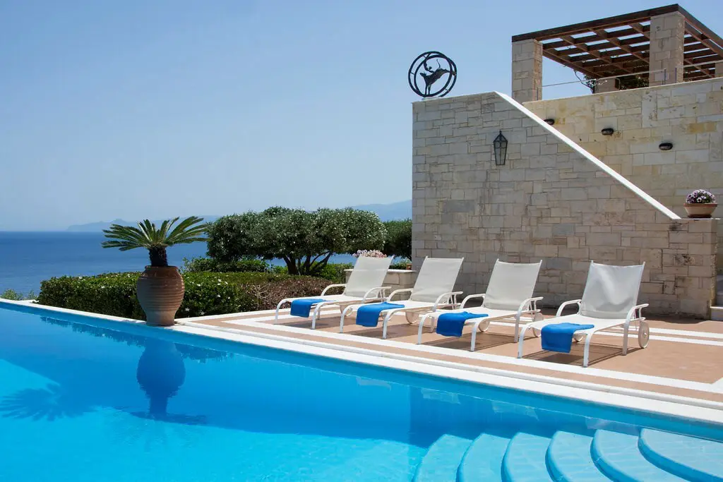 Villa Of 1200 M² In Crete