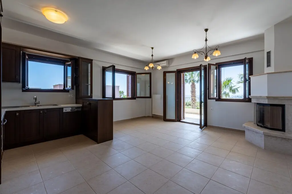 Flat Of 140 M² In Crete