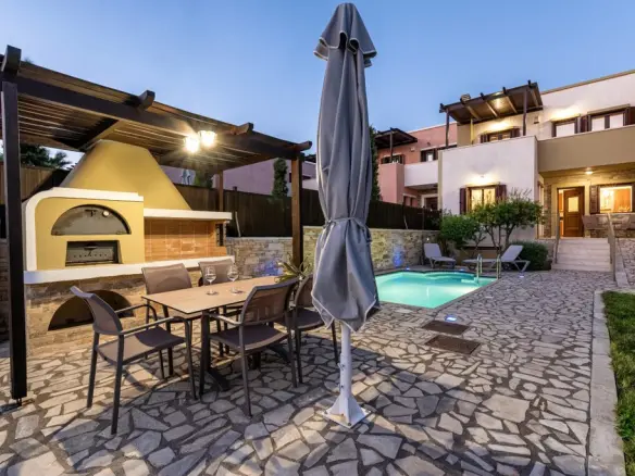 4-bedroom Villa In Makris Gialos, Greece (223 M²)