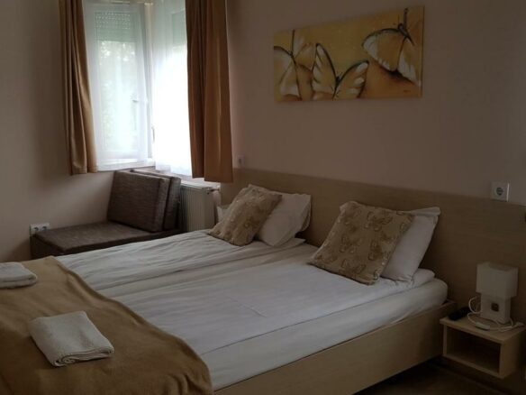 Guesthouse Of 332 M² With Energy Efficiency In Hajdúszoboszló