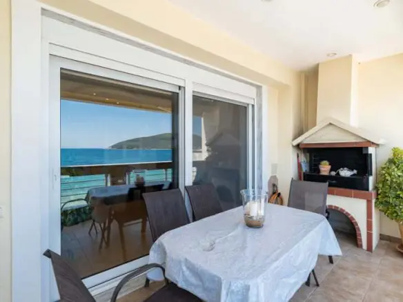 Flat In Eleitheres, Greece (145 M²)