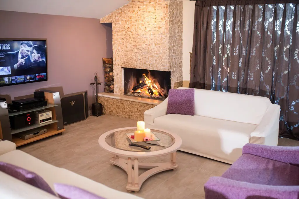 Villa Of 379 M² In Corfu