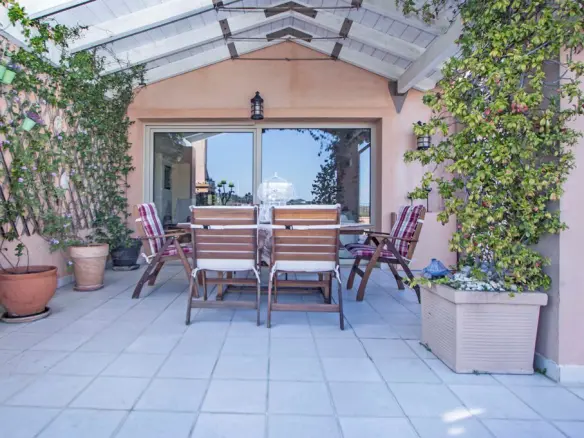 Villa In Corfu, Greece (464 M²)