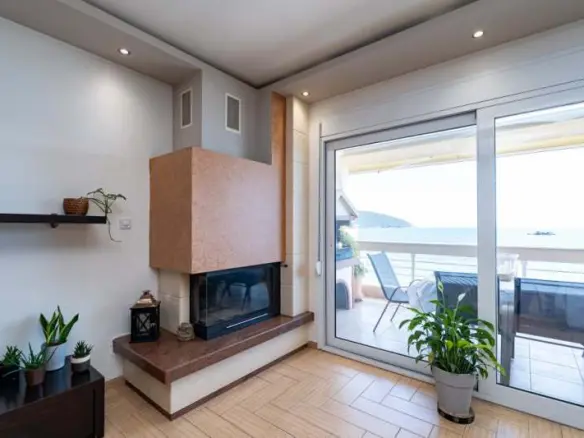 Flat In Eleitheres, Greece (145 M²)