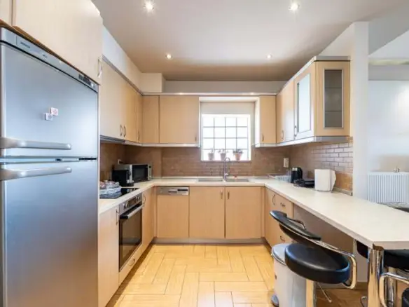 Flat In Eleitheres, Greece (145 M²)