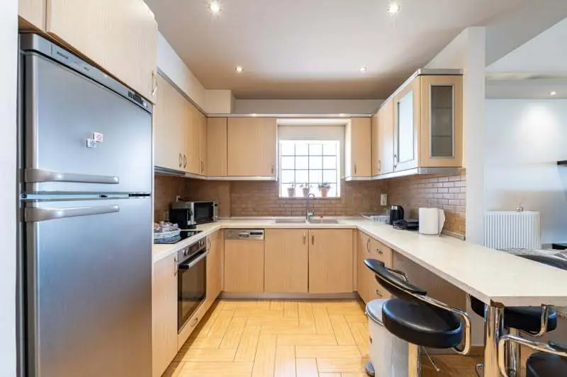 Flat 145 M² In Kavala Suburbs