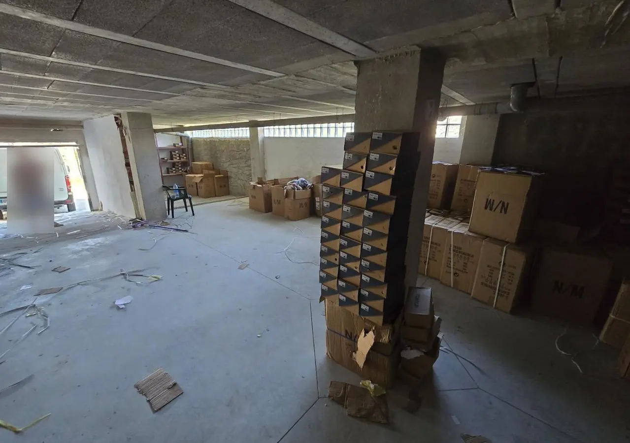 Warehouse In Villajoyosa, Spain (90 M²)