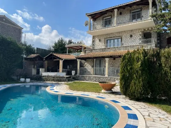 Villa Of 153 M² In Corfu