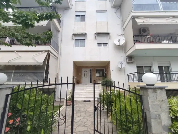 Flat Of 160 M² In The Suburbs Of Thessaloniki