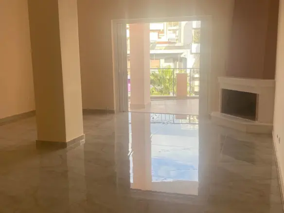 Flat Of 139 M² In Athens