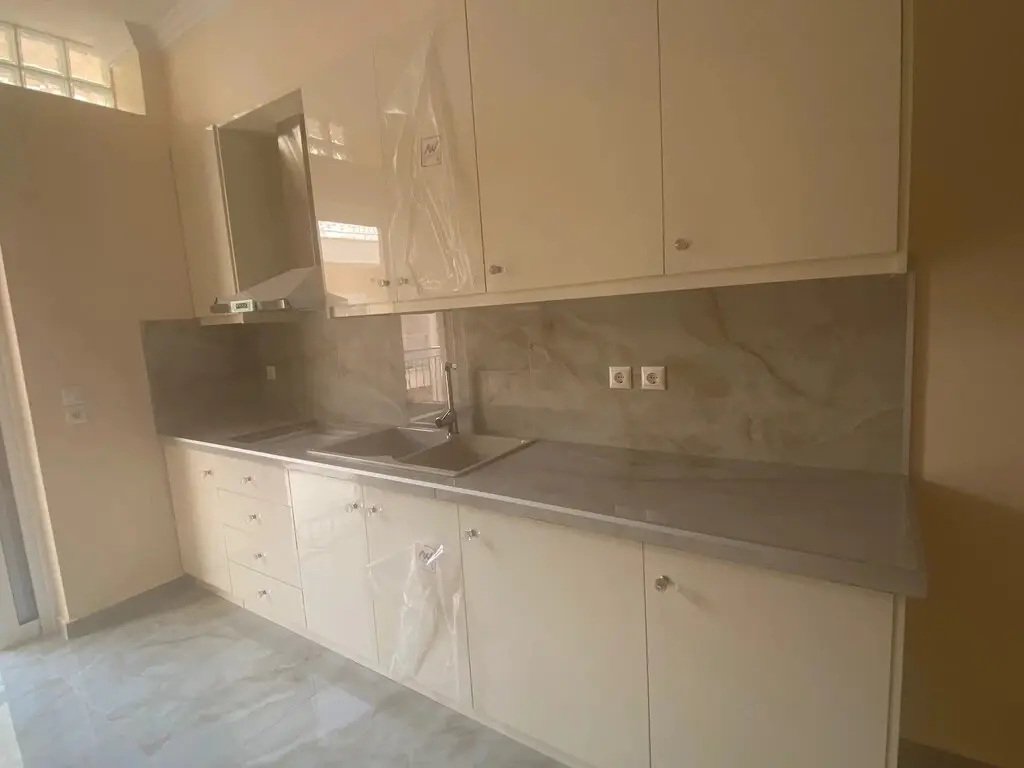 Flat Of 139 M² In Athens