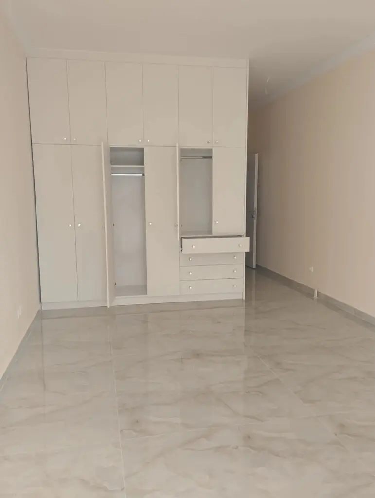 Flat Of 139 M² In Athens