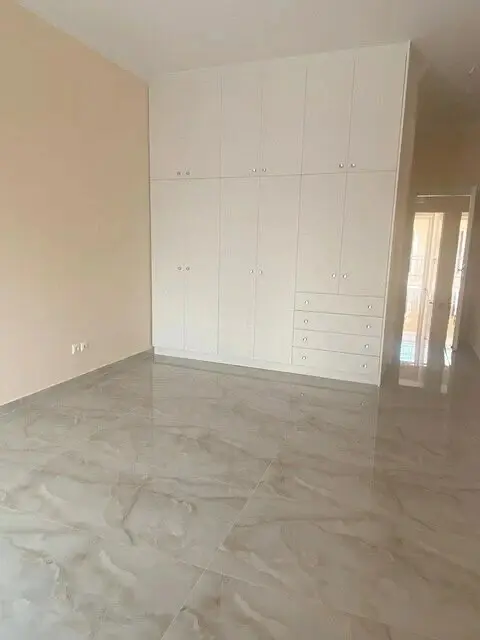 Flat Of 139 M² In Athens