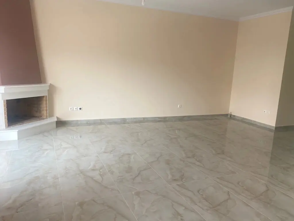 Flat Of 117 M² In Athens