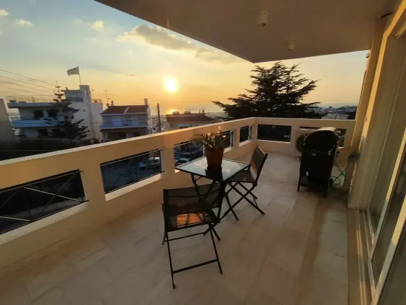Detached House Of 286 M² In Athens