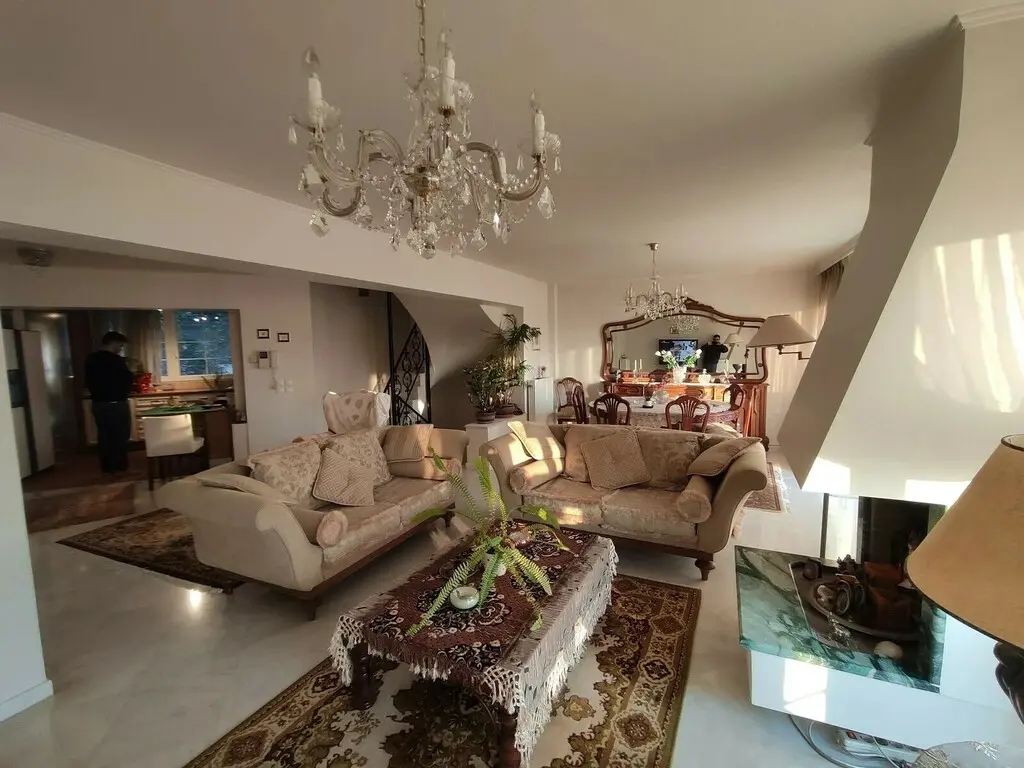 Detached House Of 286 M² In Athens
