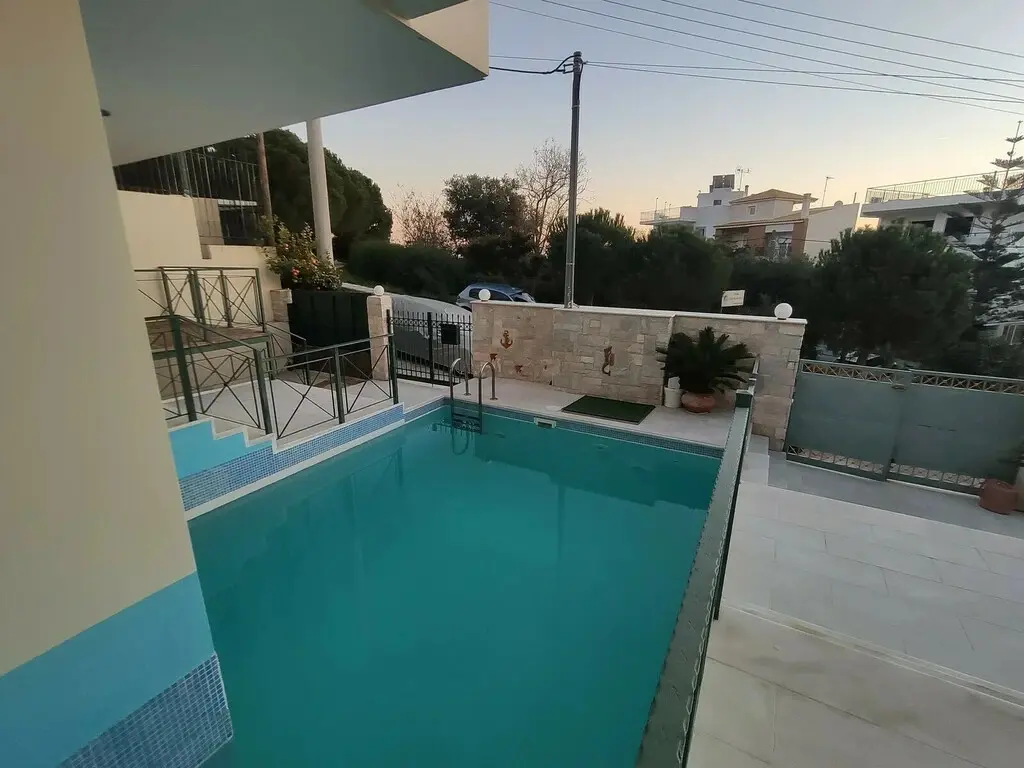 Detached House Of 286 M² In Athens