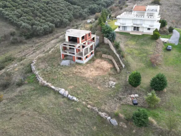 Villa Of 343 M² In The Suburbs Of Thessaloniki