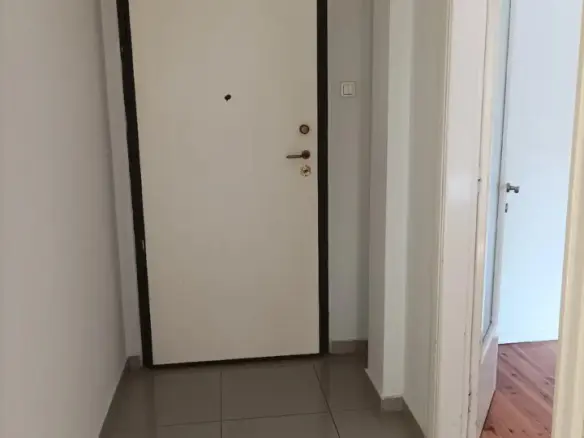 2-bedroom Flat In Charilaou, Greece (80 M²)