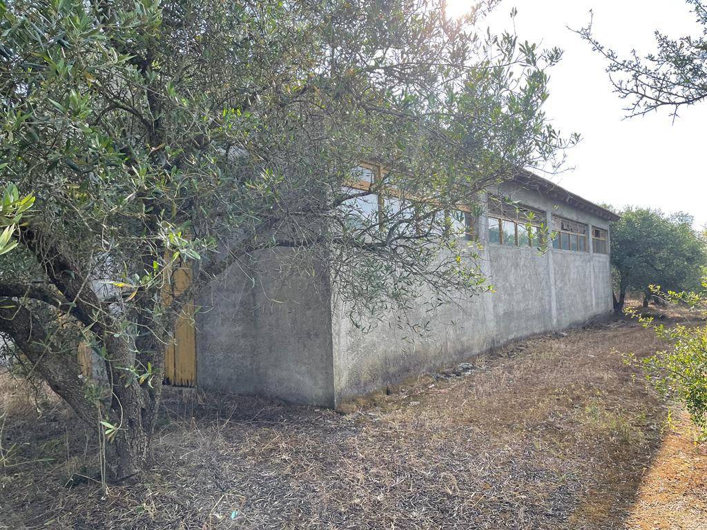 Building Of 200 M² In Corfu