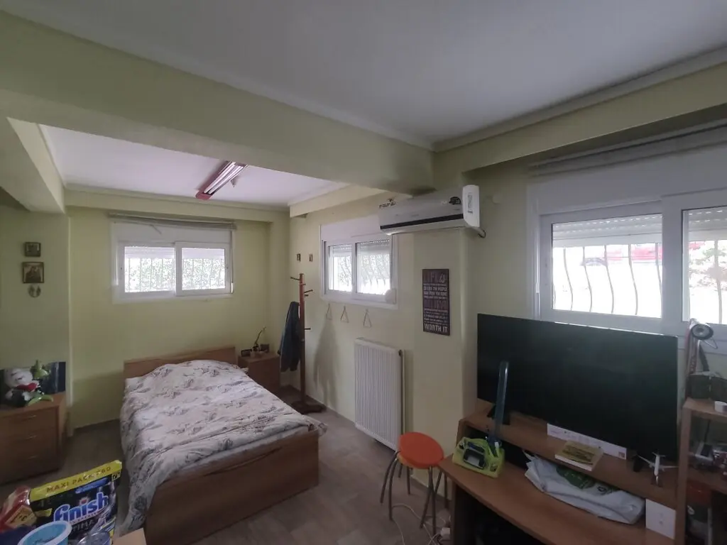 Flat Of 160 M² In The Suburbs Of Thessaloniki