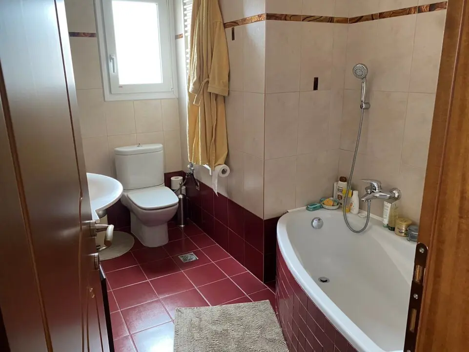Maisonette Of 225 M² In The Suburbs Of Thessaloniki