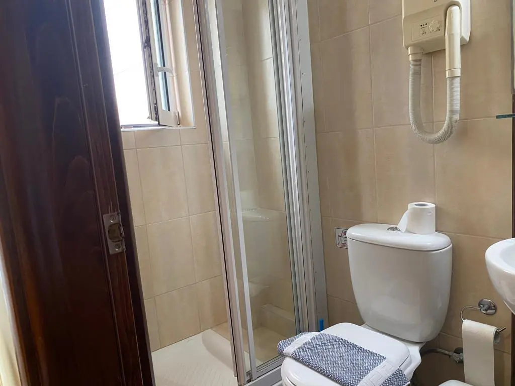 Hotel Of 570 M² In Crete
