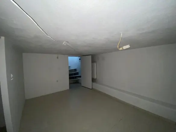 Commercial Property Of 40 M² In The Suburbs Of Thessaloniki