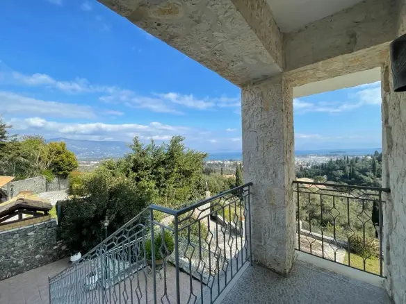 Villa Of 167 M² In Corfu