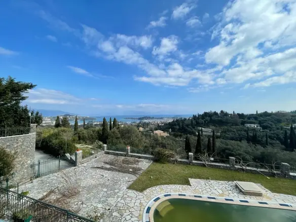 Villa Of 167 M² In Corfu