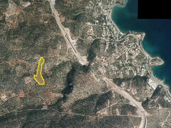 Land Of 18977 M² In Crete