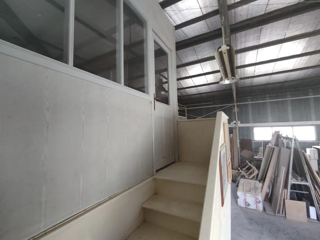 Building Of 900 M² In The Suburbs Of Thessaloniki