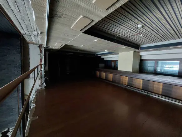 Commercial Property Of 405 M² In Thessaloniki
