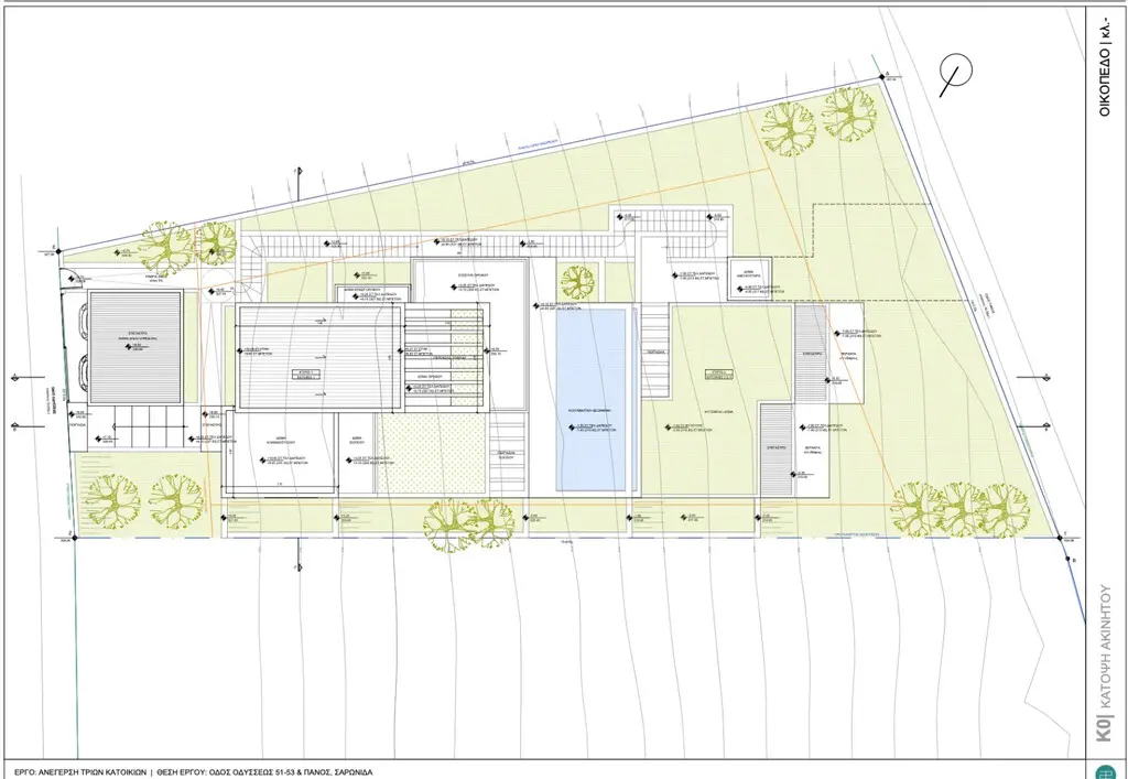 Land Of 658 M² In Athens