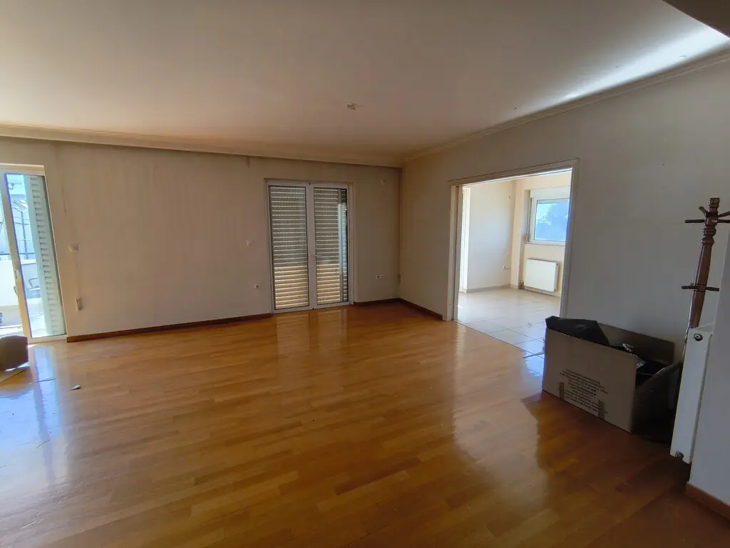 Flat Of 123 M² In Athens
