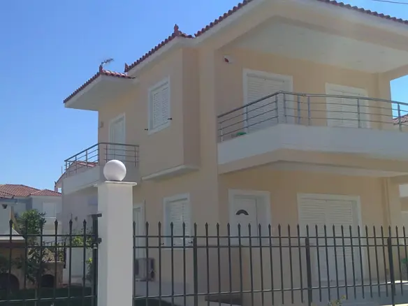 Maisonette Of 100 M² In Peloponnese