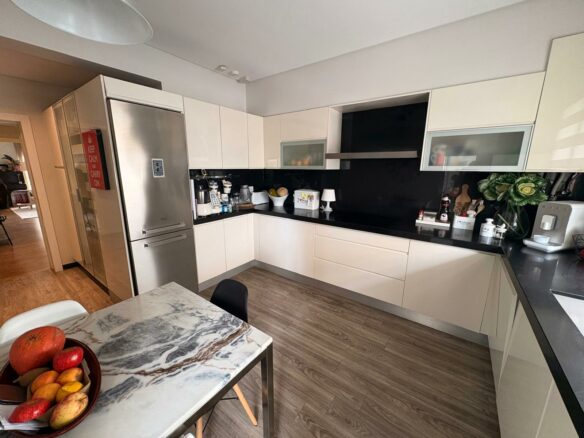 Premium 3-bedroom Apartment In Almada Portugal  10minutes From Lisbon 203 M² Of Elegance, Comfort, And Technology
