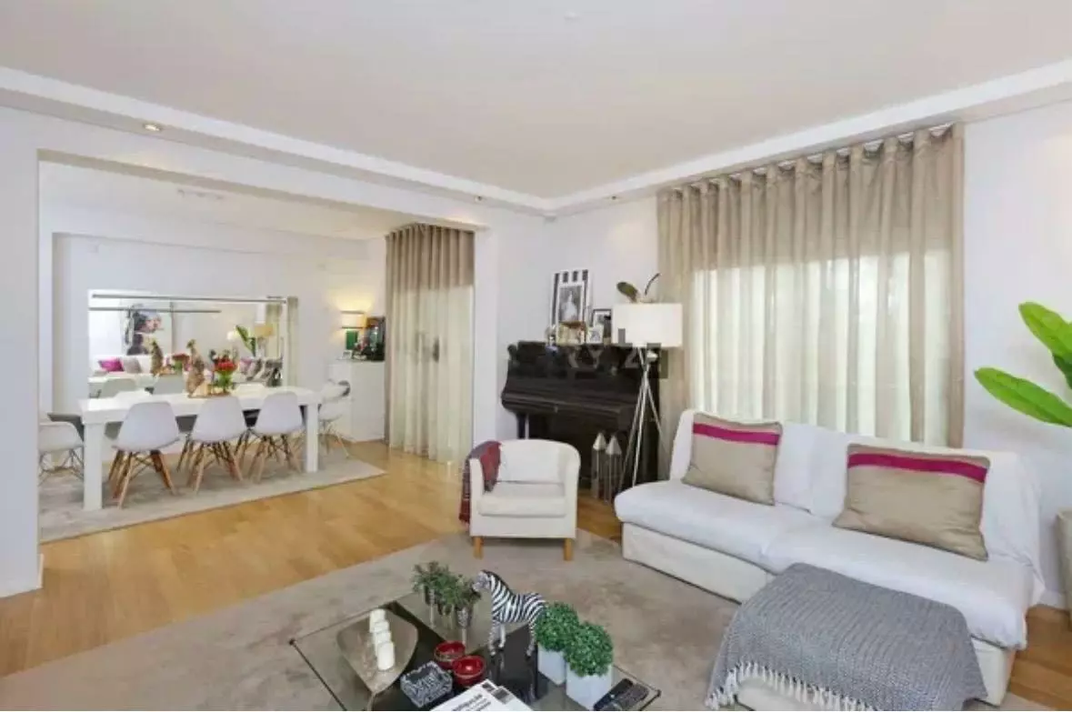 Premium 3-bedroom Apartment In Almada Portugal  10minutes From Lisbon 203 M² Of Elegance, Comfort, And Technology