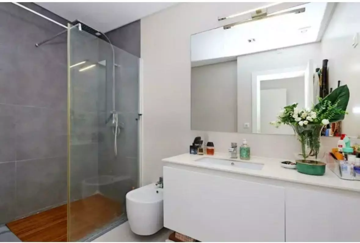 Premium 3-bedroom Apartment In Almada Portugal  10minutes From Lisbon 203 M² Of Elegance, Comfort, And Technology