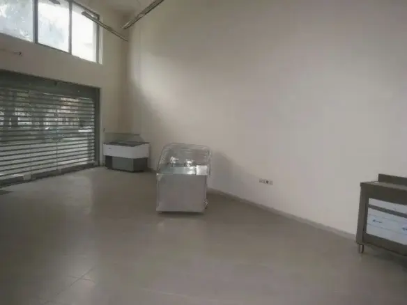 For Sale Commercial Property 74 M² In Thessaloniki