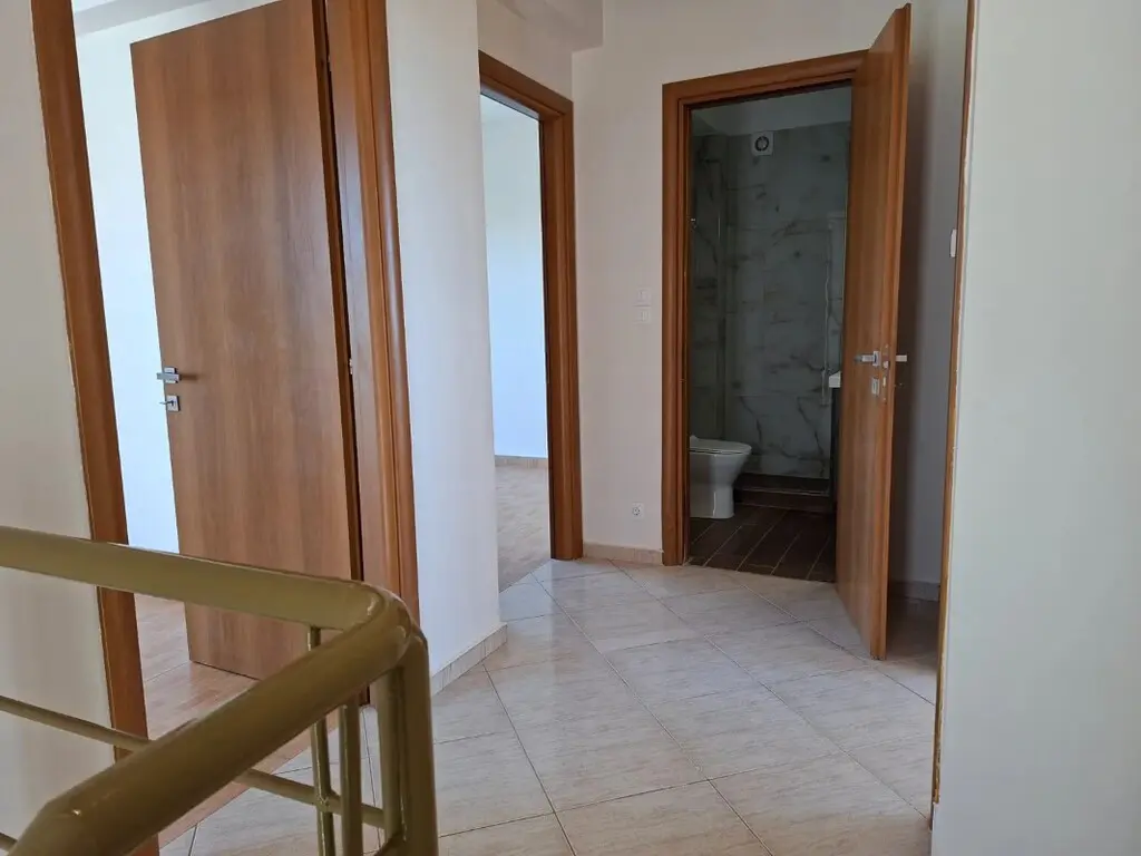 Maisonette Of 184 M² In The Suburbs Of Thessaloniki